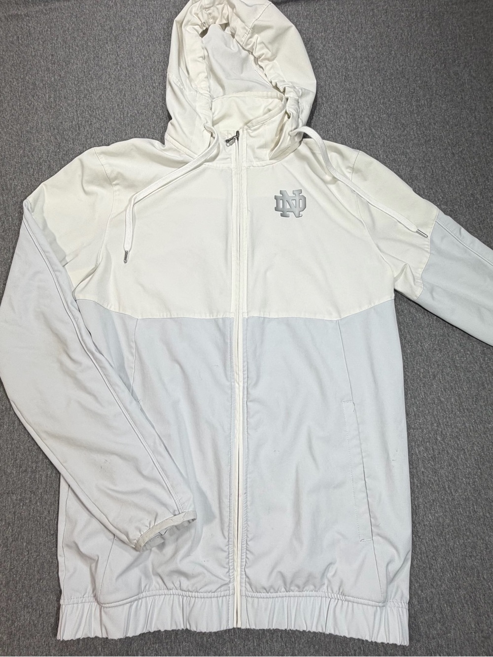 Under Armour Notre Dame Fighting Irish Full Zip Hooded White Jacket Men’s Small